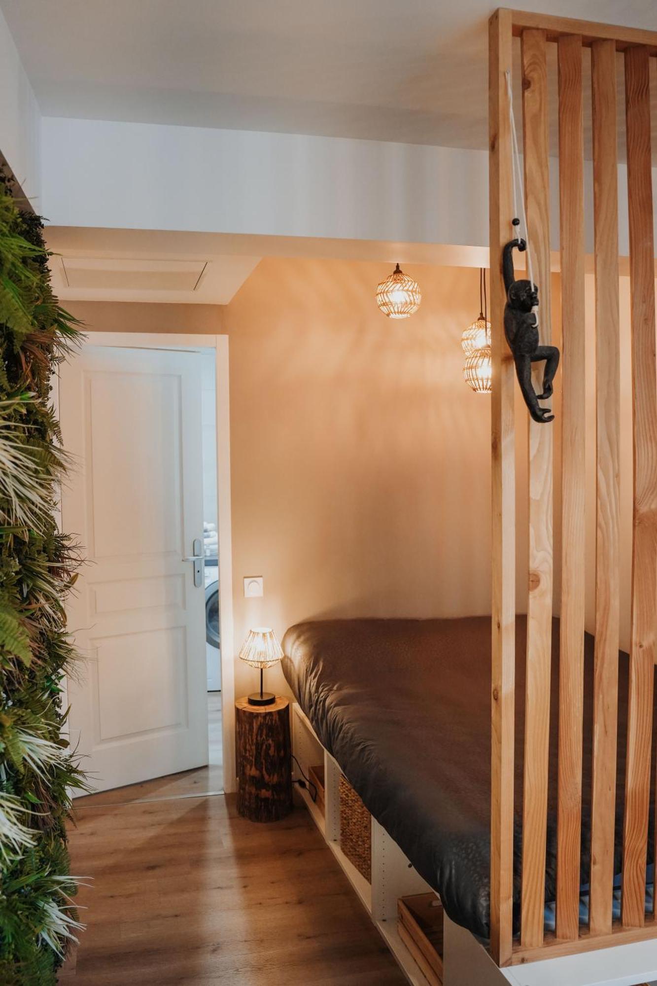 Apartamento -Jungle- Chaleureux Cosy Equipé Centre Historique Brive-la-Gaillarde Exterior foto
